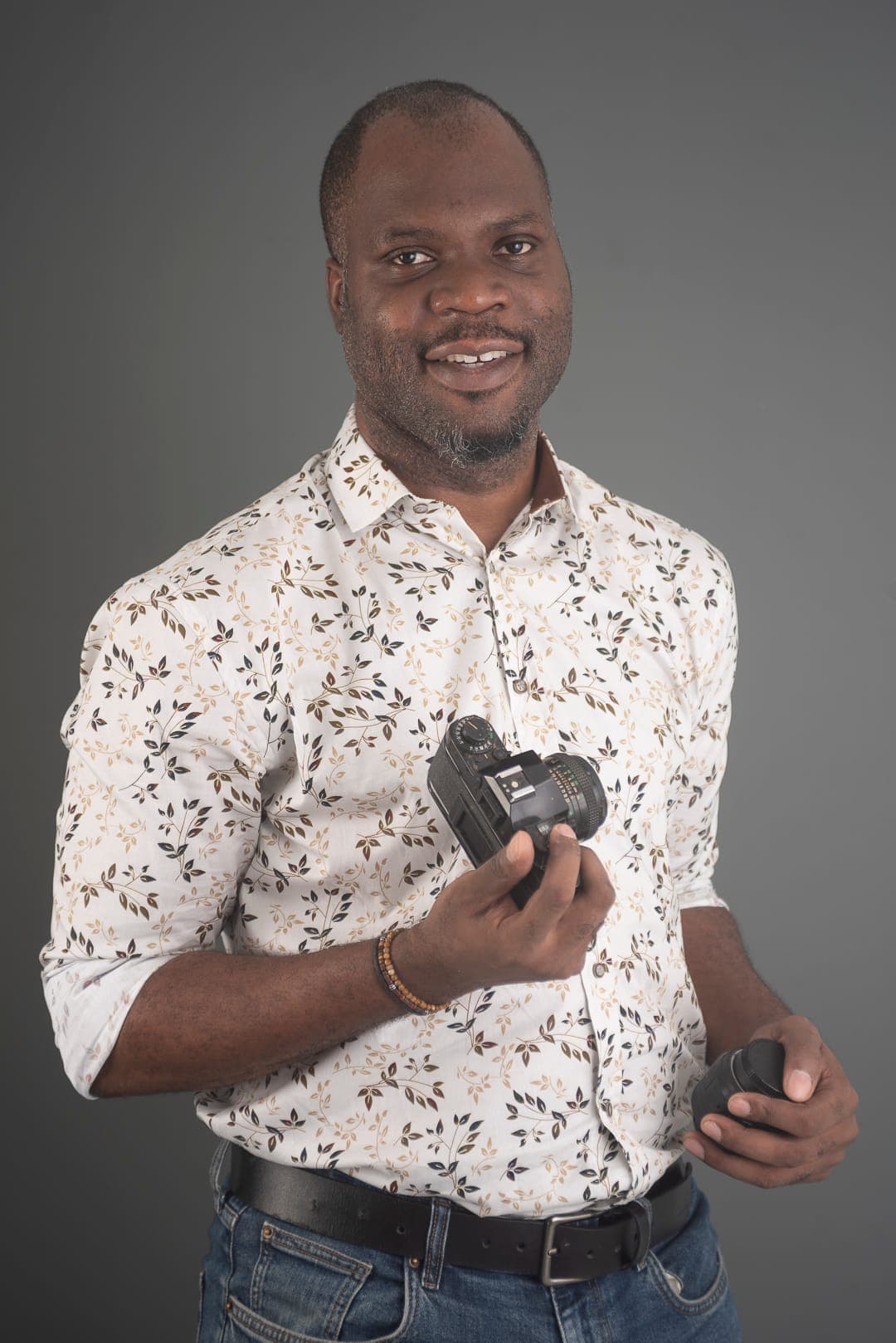 Portrait de Patrice Wilfrid, photographe de mariage